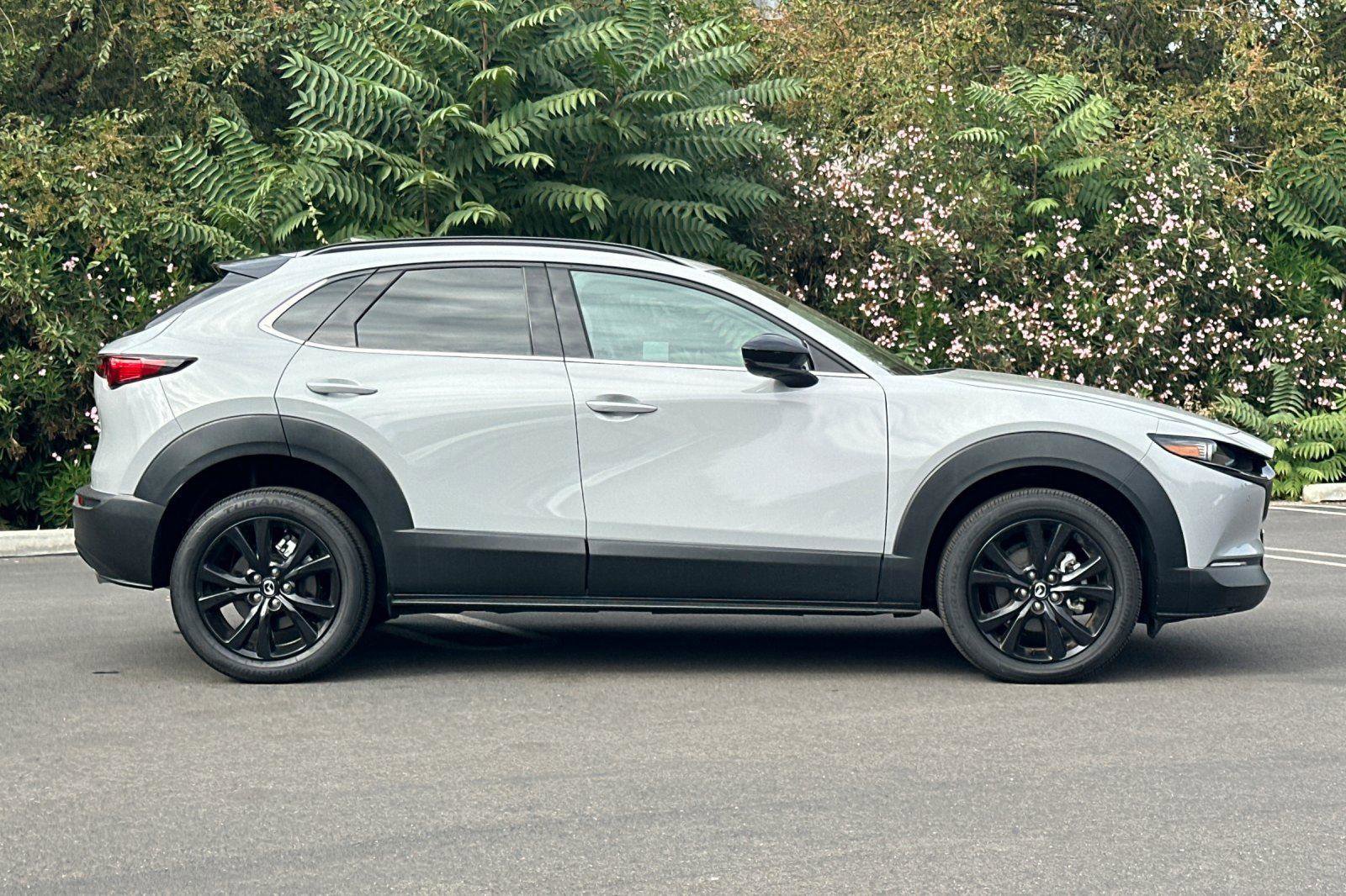New 2025 MAZDA CX-30 2.5 Turbo w/ Premium Plus Pkg image 4