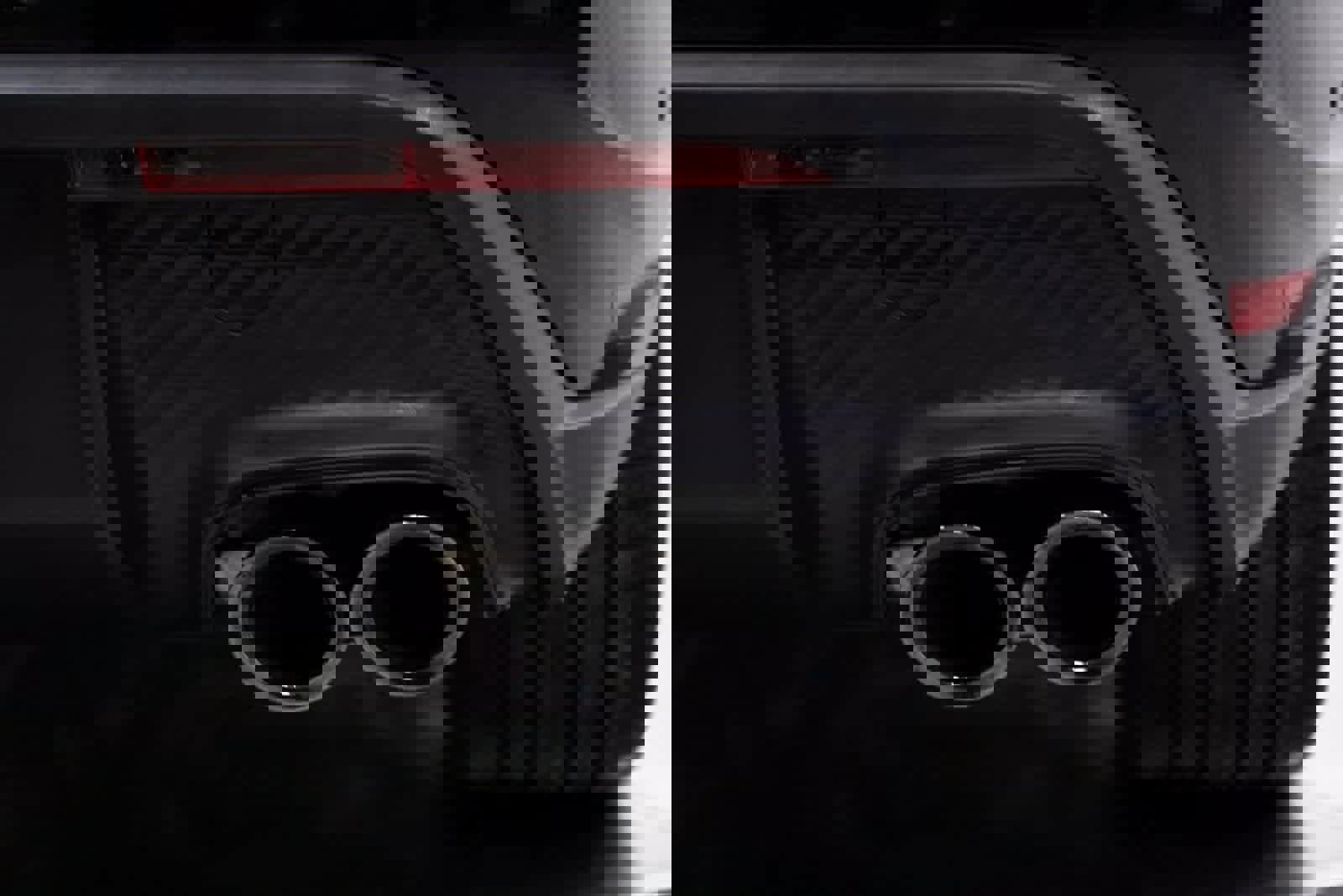 Certified 2025 Porsche Macan Turbo image 37