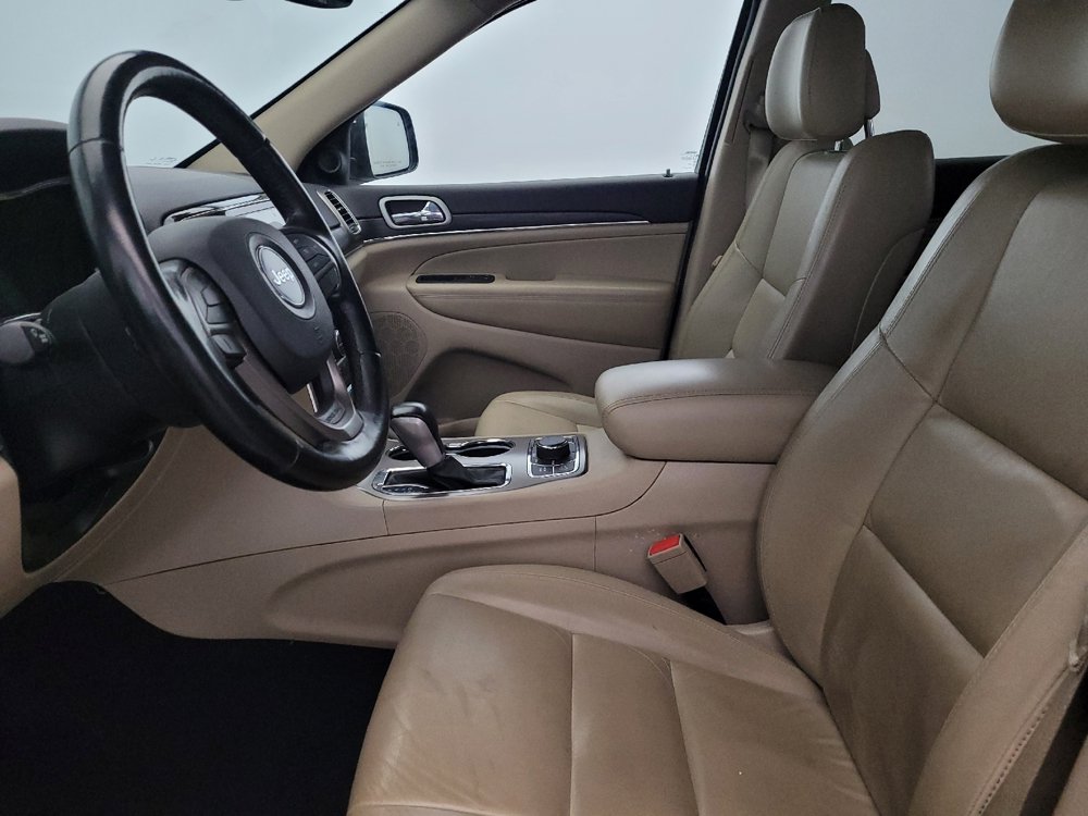 Used 2021 Jeep Grand Cherokee Limited w/ Premium Lighting Group AWD/4WD image 17