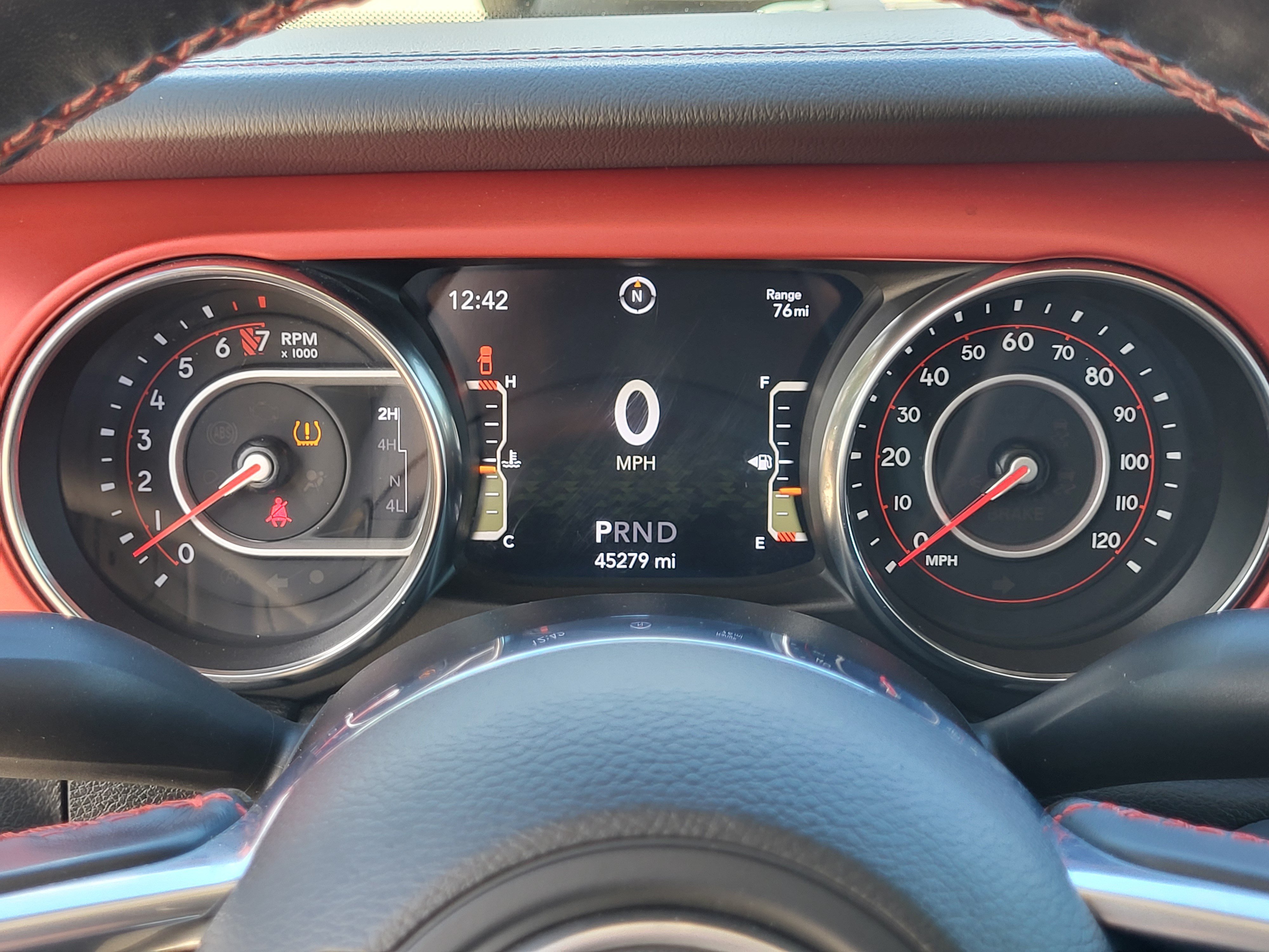 Used 2022 Jeep Gladiator Rubicon w/ Cold Weather Group AWD/4WD image 12