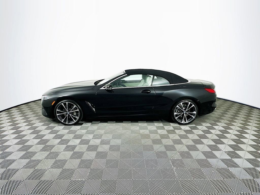 Used 2021 BMW 840i xDrive Convertible image 5