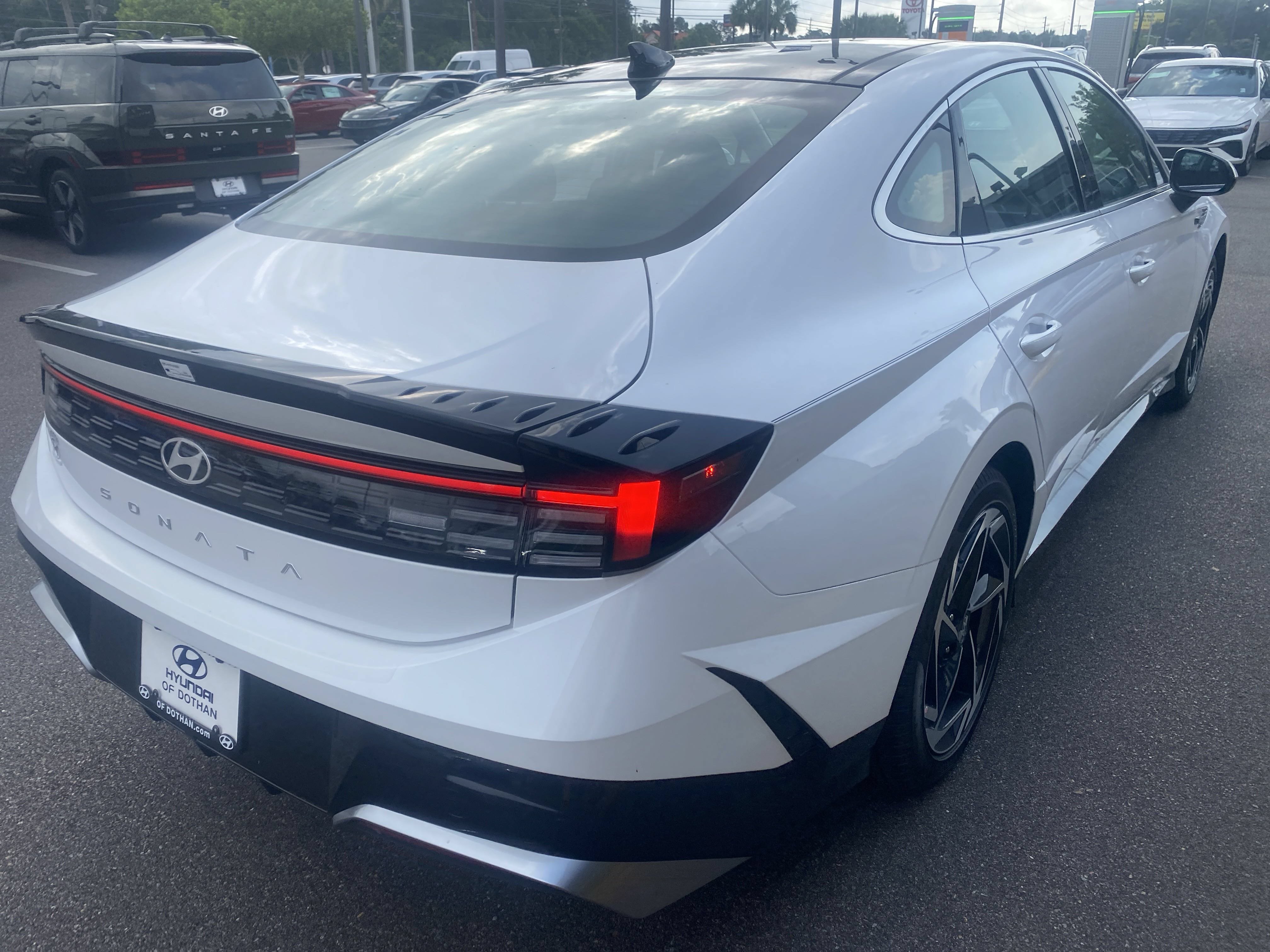 Certified 2025 Hyundai Sonata SEL FWD image 4