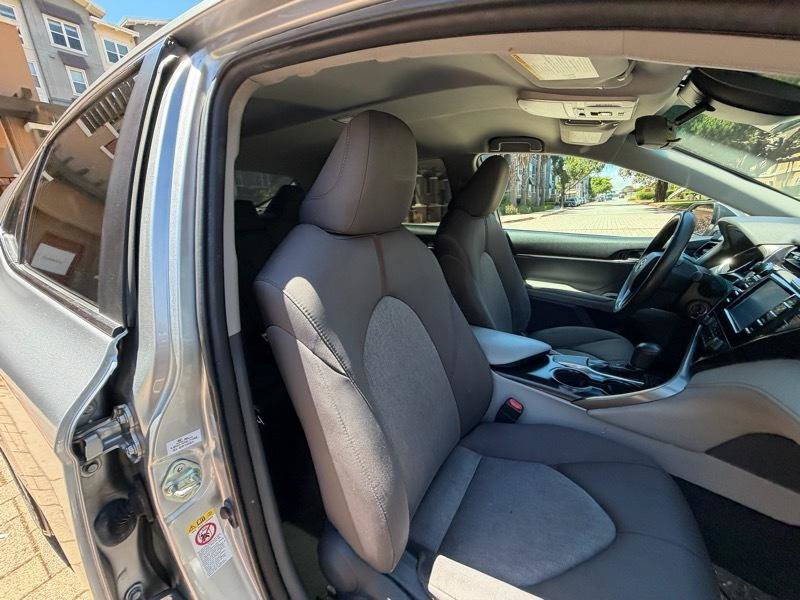 Used 2019 Toyota Camry LE w/ Carpet Mat Package FWD image 93