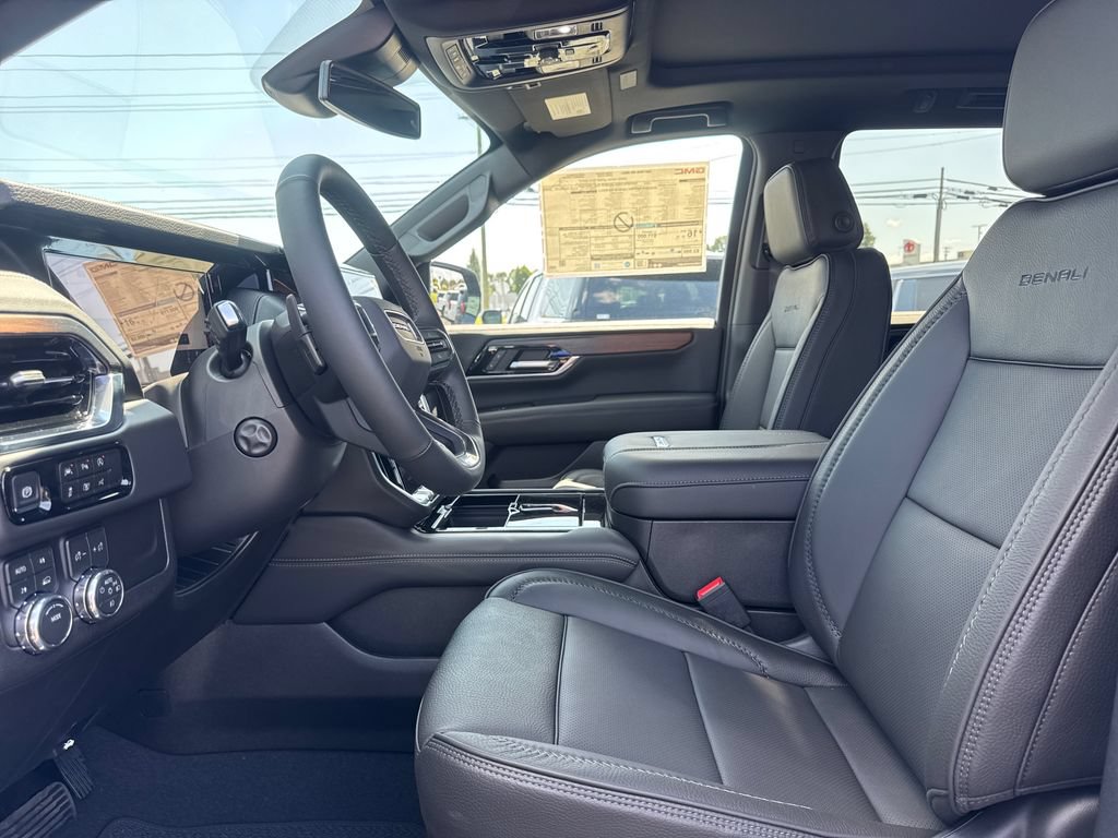 New 2026 GMC Yukon Denali w/ Sun & Power Step Package AWD/4WD image 15
