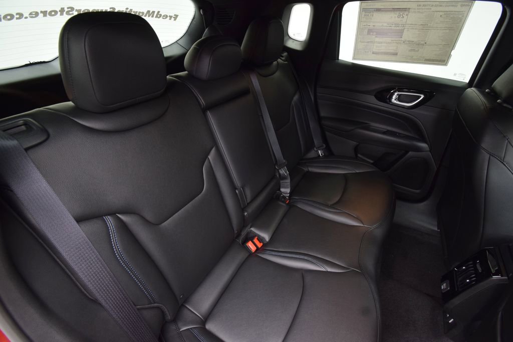 New 2026 Jeep Compass Limited AWD/4WD image 18