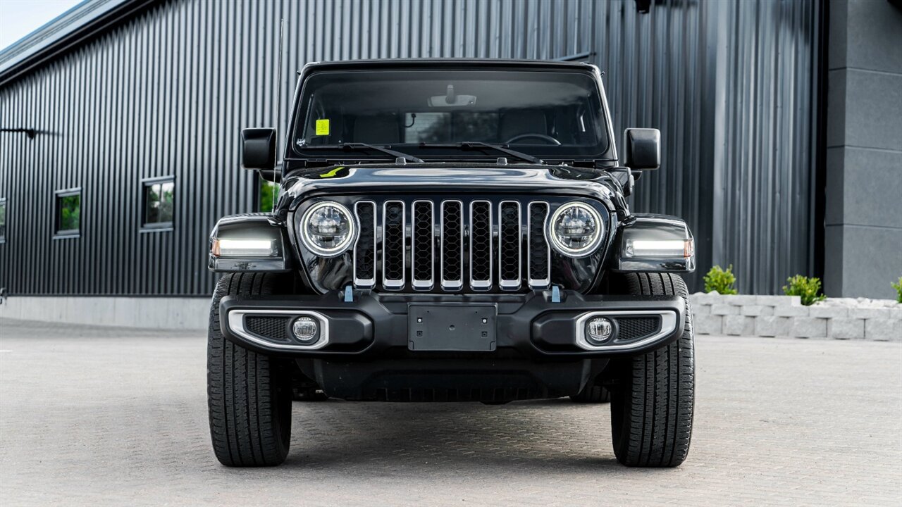 Used 2023 Jeep Wrangler Unlimited Sahara w/ Cold Weather Group AWD/4WD image 4
