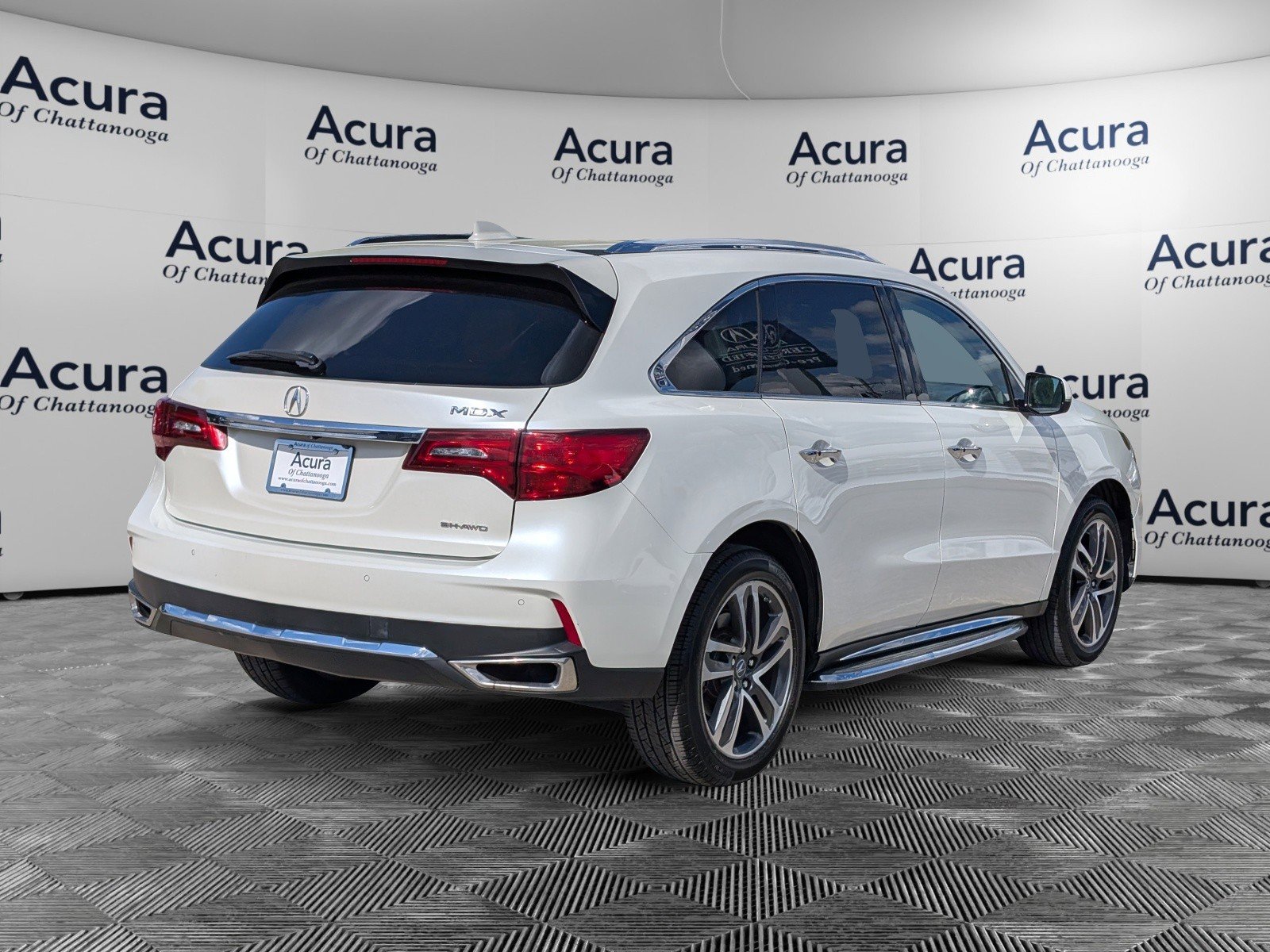 Used 2017 Acura MDX SH-AWD w/ Advance Package image 5