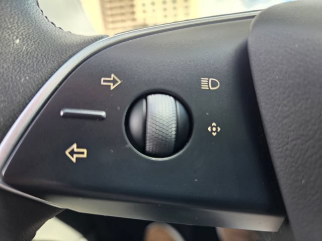 Used 2025 Tesla Model 3 Long Range RWD image 35