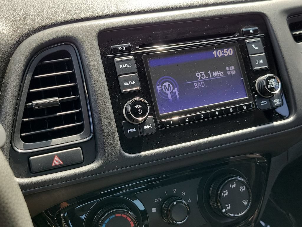 Certified 2022 Honda HR-V LX image 28