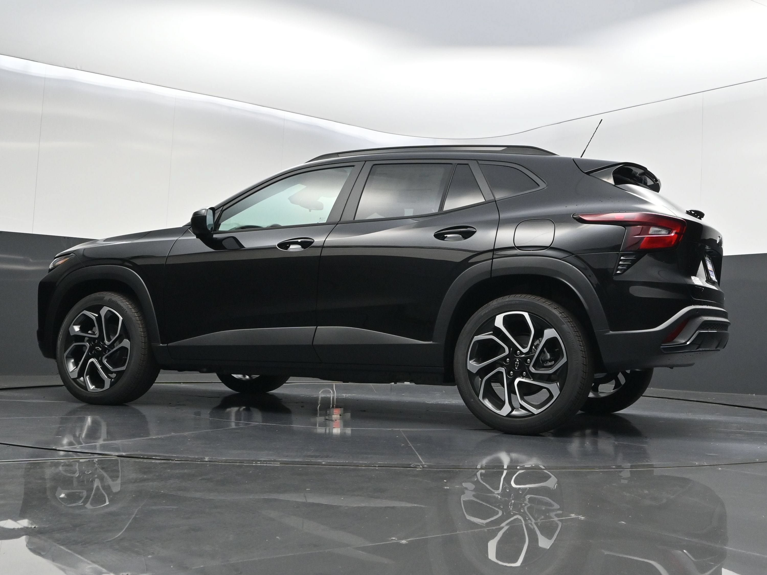 New 2026 Chevrolet Trax RS w/ Sunroof Package FWD image 41