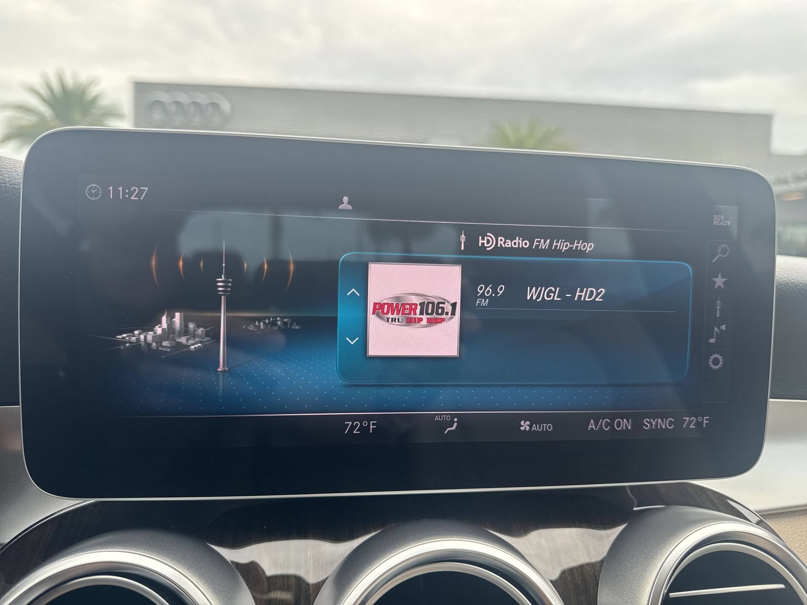 Used 2019 Mercedes-Benz C 300 Sedan image 9