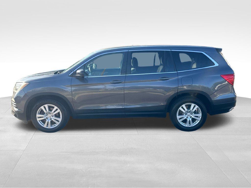 Used 2016 Honda Pilot LX image 5