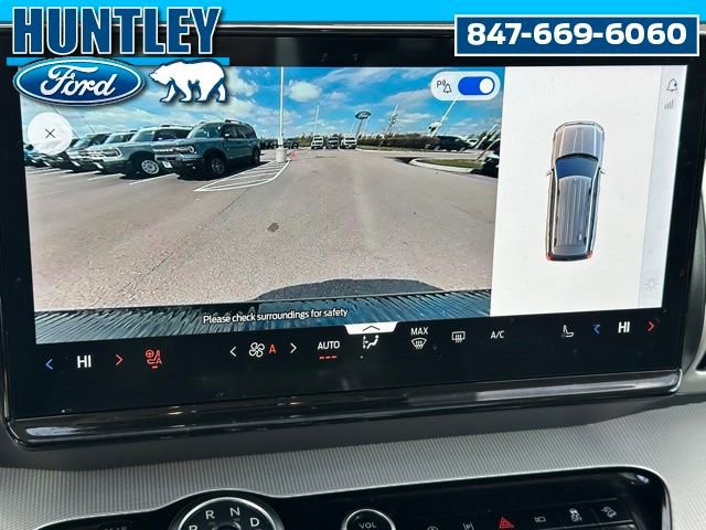 Used 2025 Ford Expedition Active AWD/4WD image 33