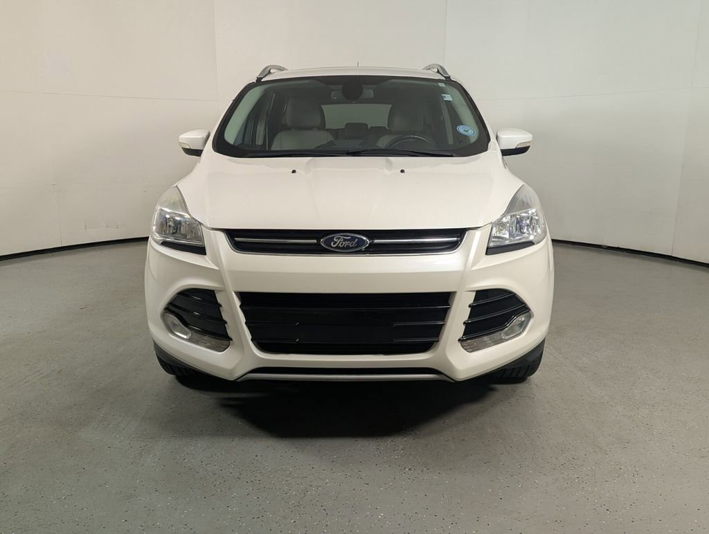 Used 2015 Ford Escape Titanium image 2