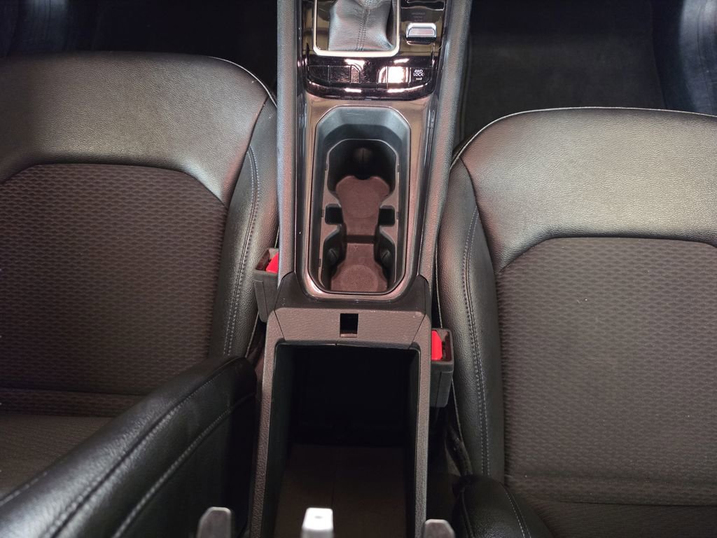 Used 2025 Jeep Compass Latitude AWD/4WD image 17