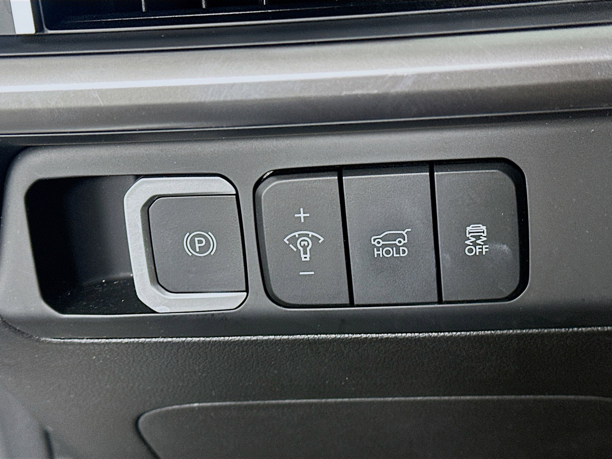 Used 2025 Hyundai Santa Fe SEL FWD image 17