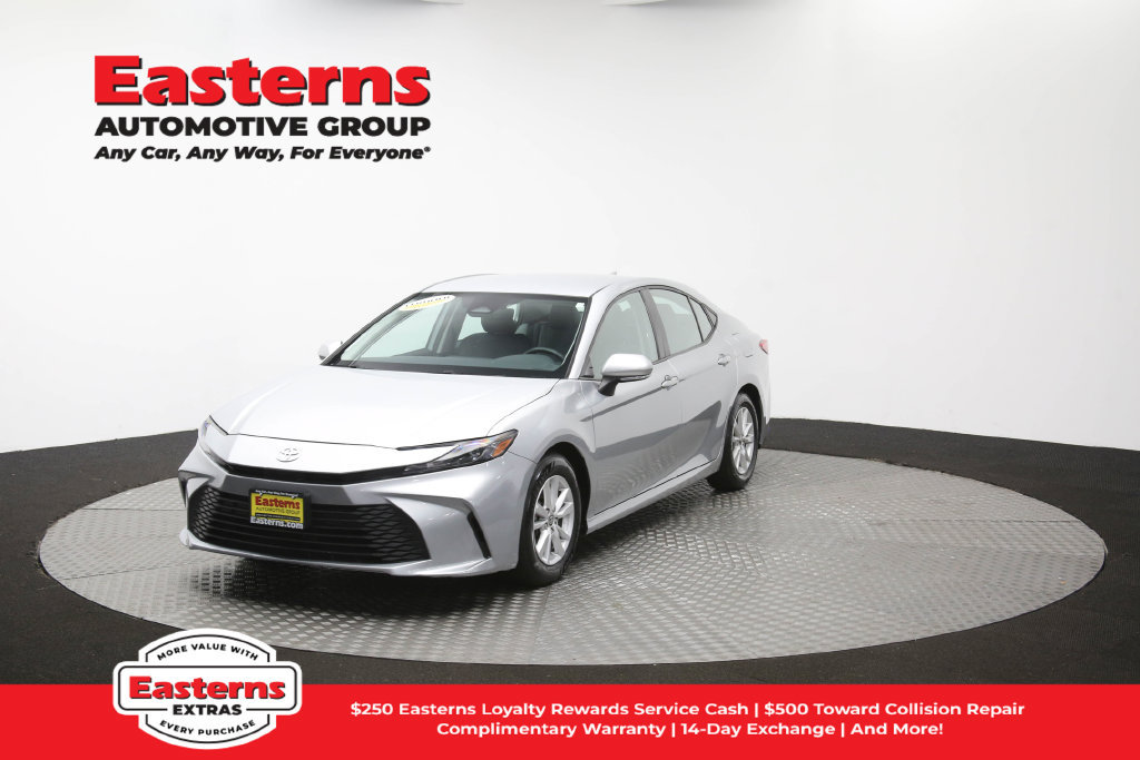 Used 2025 Toyota Camry LE w/ Convenience Package FWD image 56