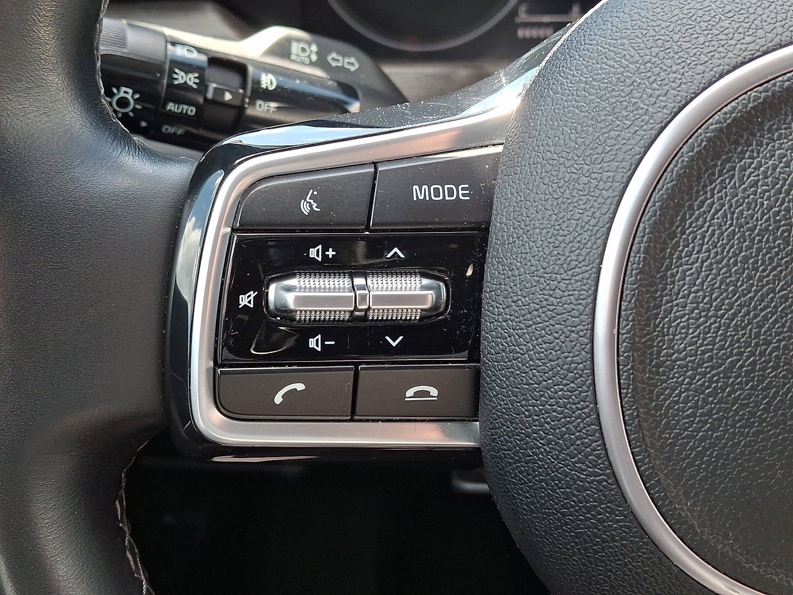 Used 2021 Kia Sorento EX w/ EX AWD X-Line Package image 29