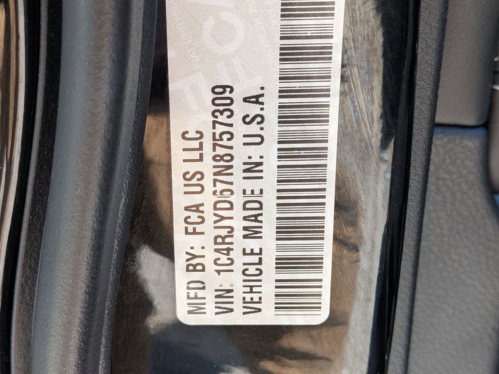 Certified 2022 Jeep Grand Cherokee Overland AWD/4WD image 31
