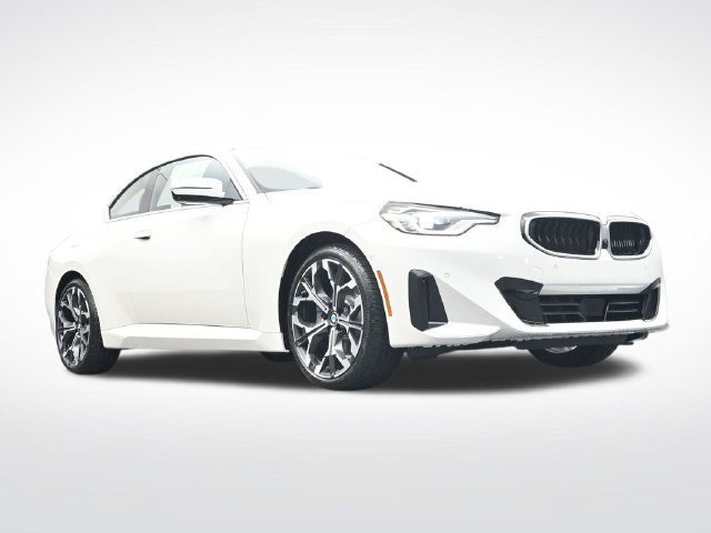 New 2026 BMW 230i xDrive Coupe w/ Premium Package AWD/4WD image 32