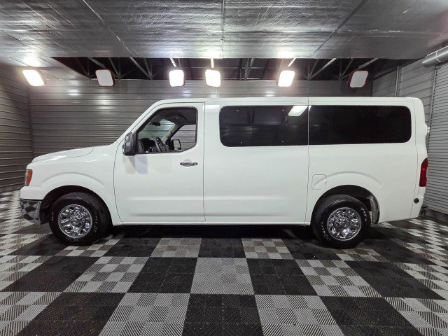 Used 2018 Nissan NV 3500 SV image 8