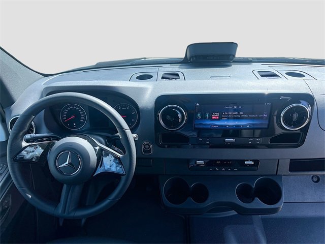 New 2025 Mercedes-Benz Sprinter 2500 image 5