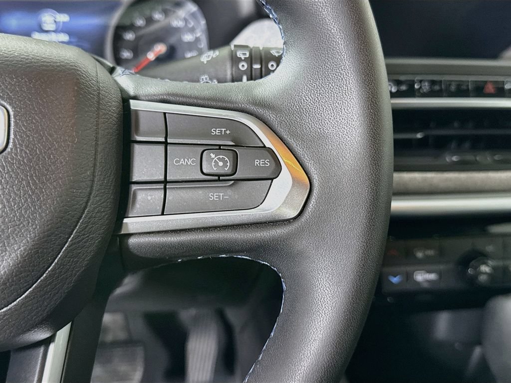 Used 2022 Jeep Compass Latitude AWD/4WD image 21