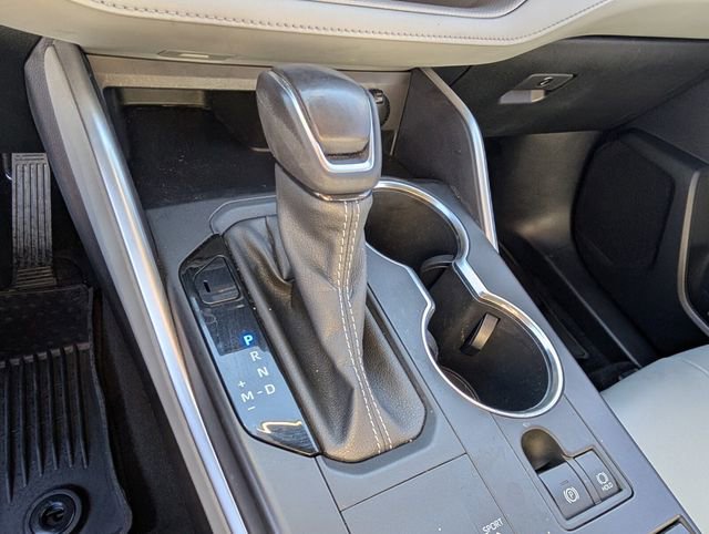 Used 2022 Toyota Highlander XLE image 29