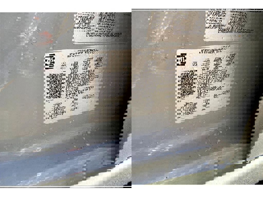 Used 2024 Chevrolet Silverado 2500 ZR2 w/ Technology Package image 35