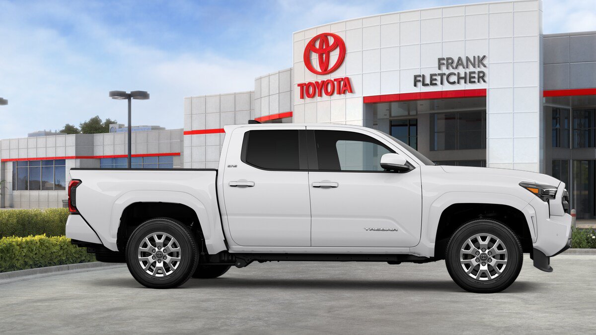 New 2026 Toyota Tacoma SR5 w/ SR5 Upgrade Package AWD/4WD image 13