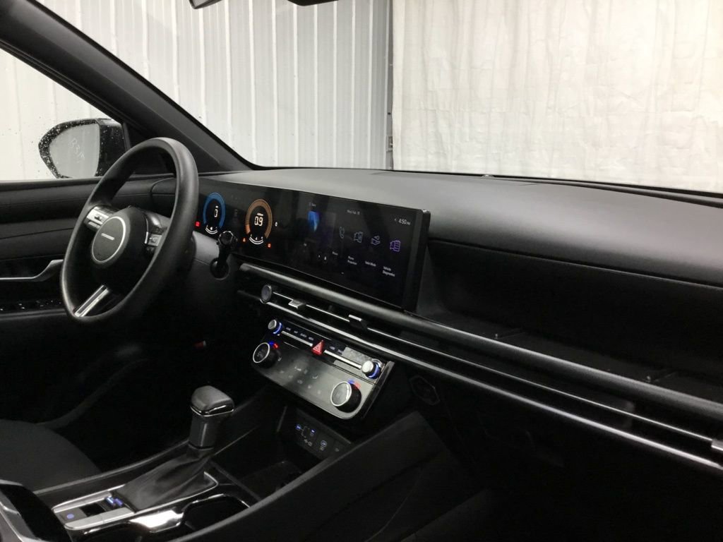 Used 2025 Hyundai Santa Cruz SEL image 19