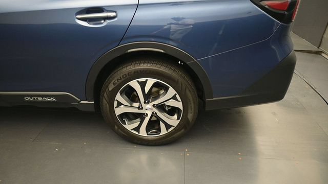 Used 2022 Subaru Outback Touring XT AWD/4WD image 9