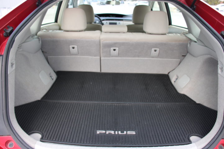 Used 2015 Toyota Prius Three image 14