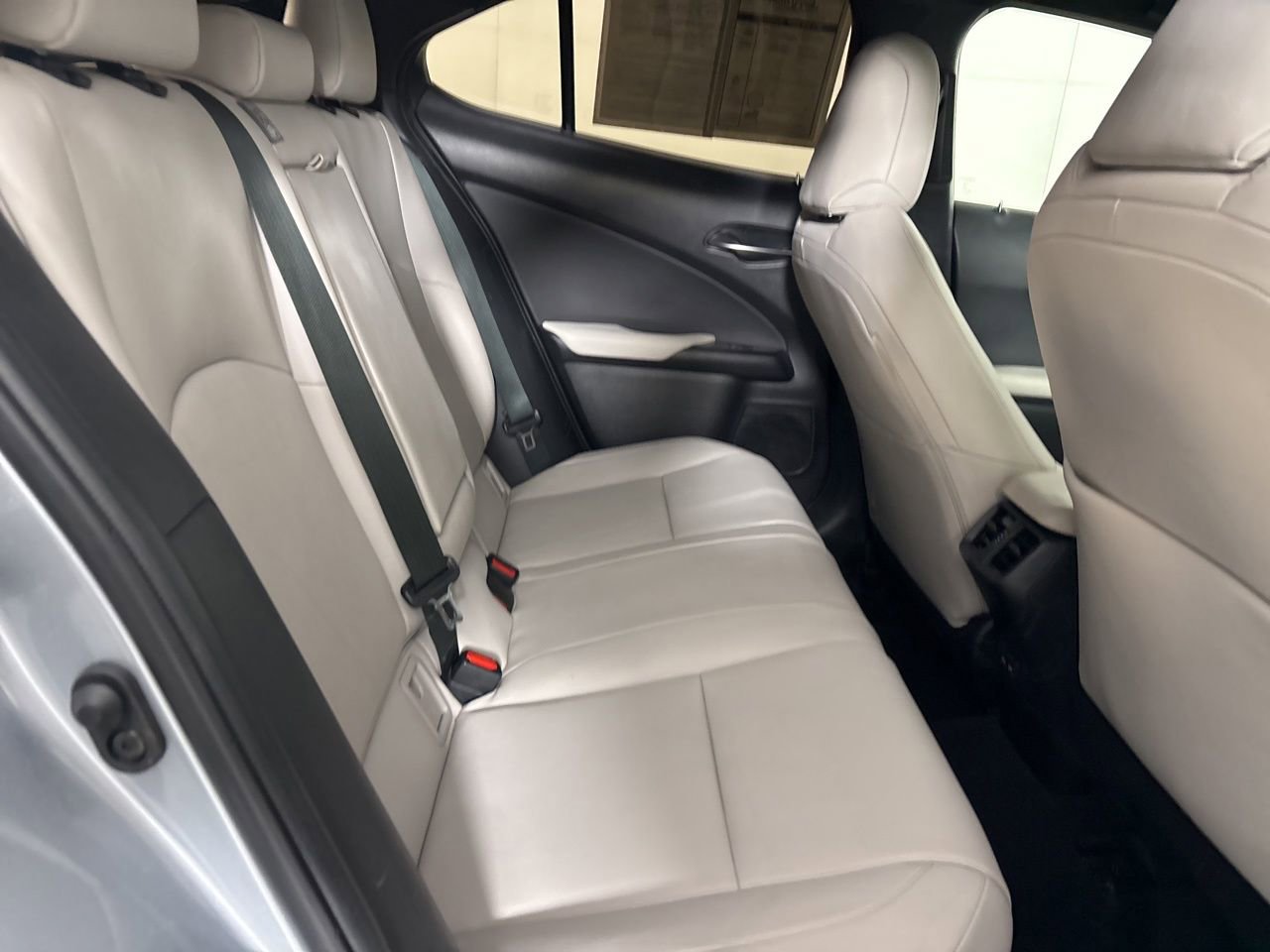 Used 2023 Lexus UX 250h FWD w/ Premium Package image 26