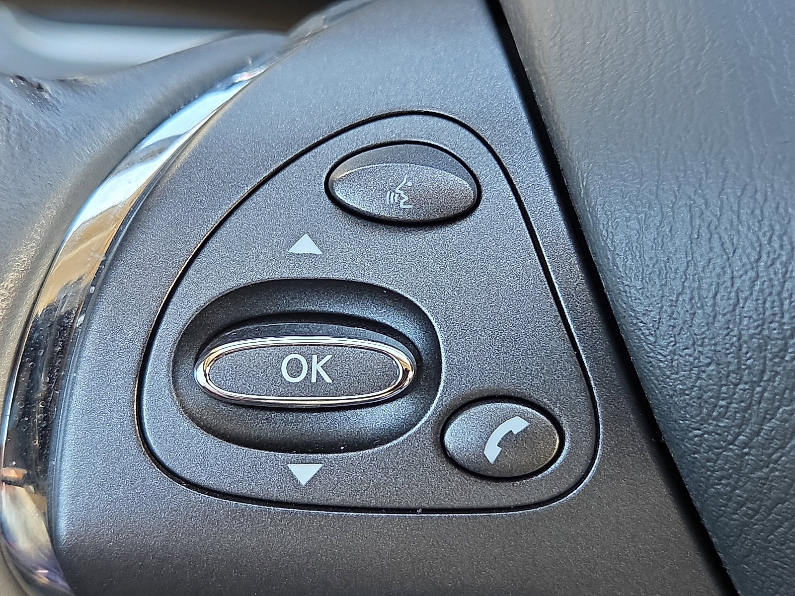 Used 2024 Nissan Murano Platinum w/ Cargo Package image 21