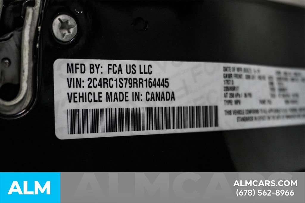 Used 2024 Chrysler Pacifica Select image 56
