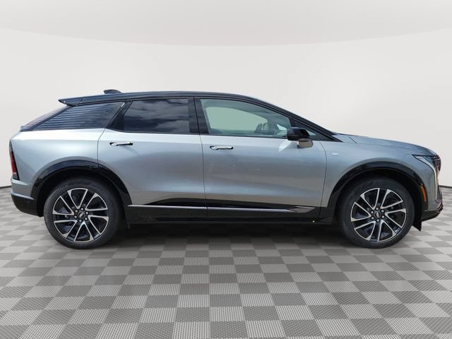 New 2027 Cadillac Optiq Sport w/ LPO, Floor Liner Package AWD/4WD image 3