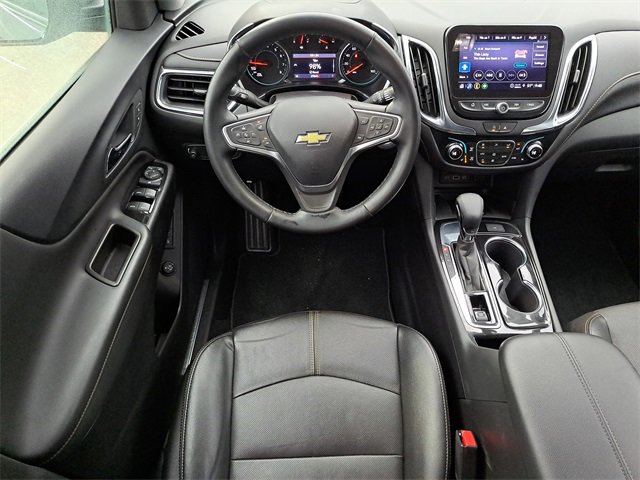 Used 2023 Chevrolet Equinox Premier image 11