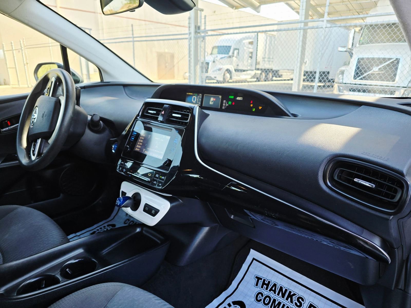 Used 2017 Toyota Prius Two image 28