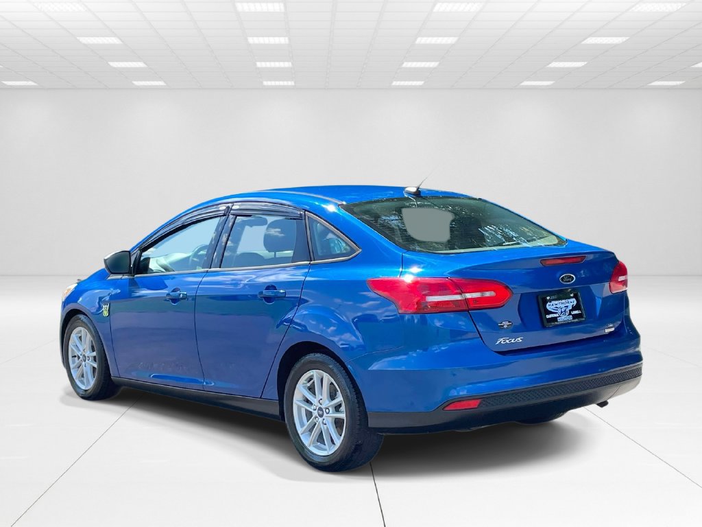 Used 2018 Ford Focus SE FWD image 4