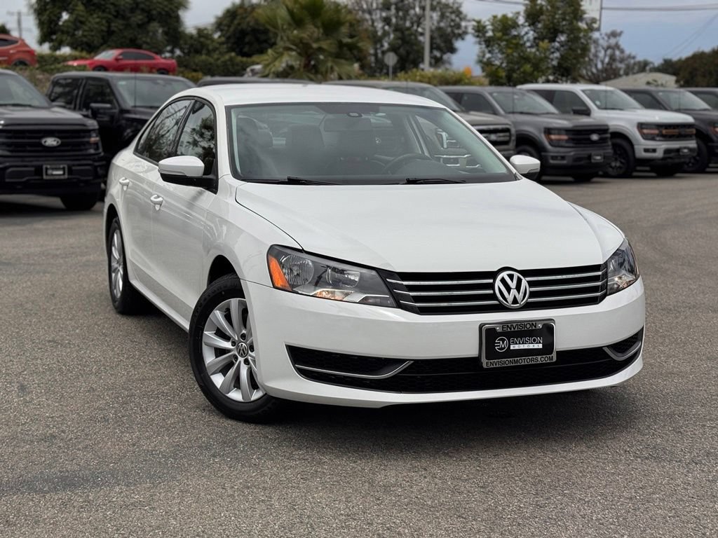 Used 2014 Volkswagen Passat 1.8T S FWD image 2