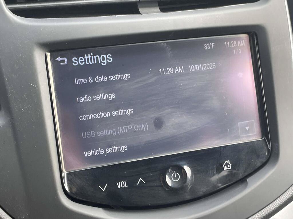 Used 2015 Chevrolet Trax LT w/ LT Plus Package FWD image 24