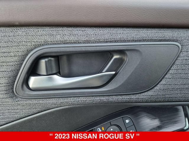 Used 2023 Nissan Rogue SV AWD/4WD image 13