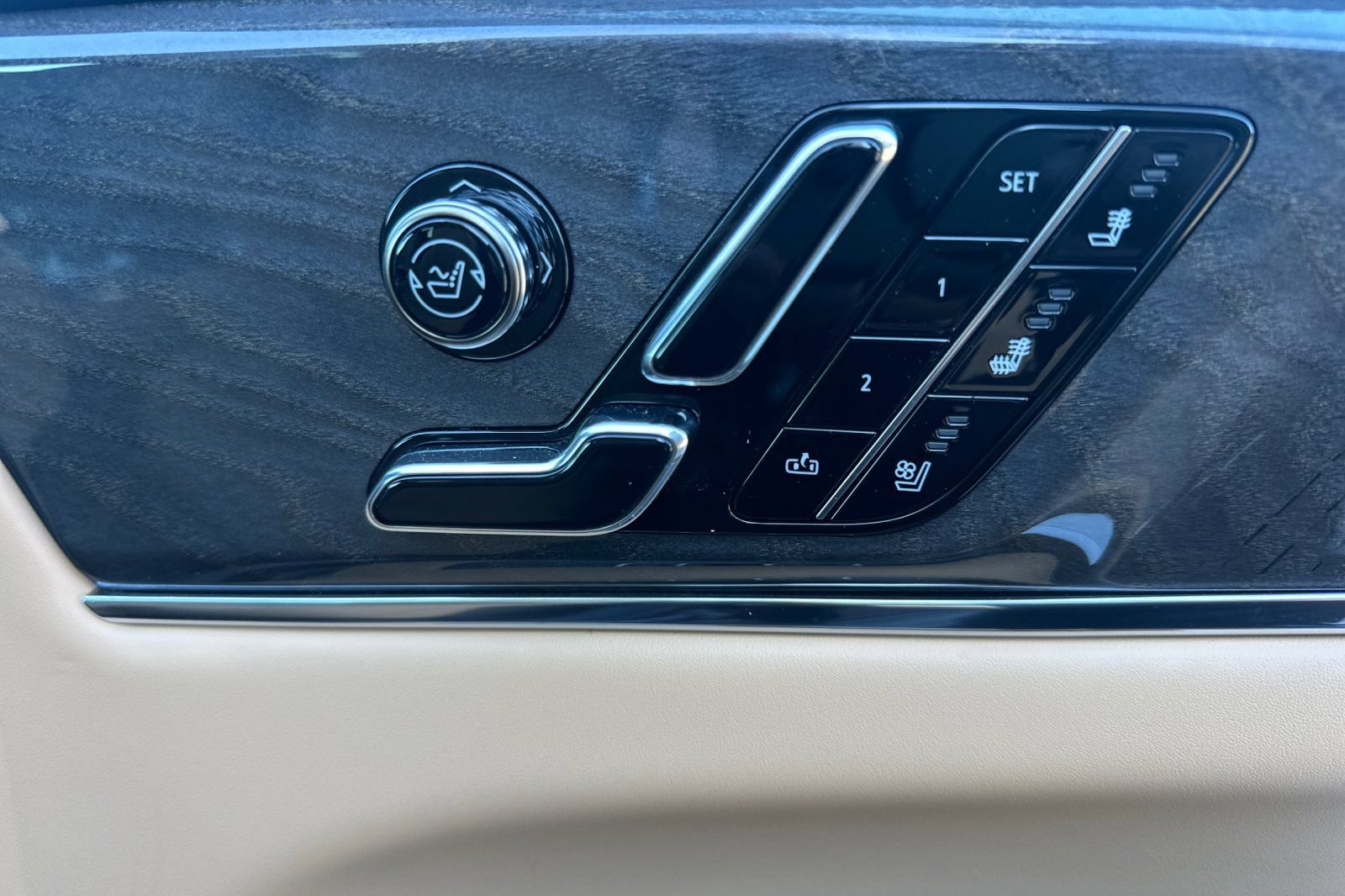 Certified 2026 Cadillac Escalade IQ Sport 2 AWD/4WD image 23