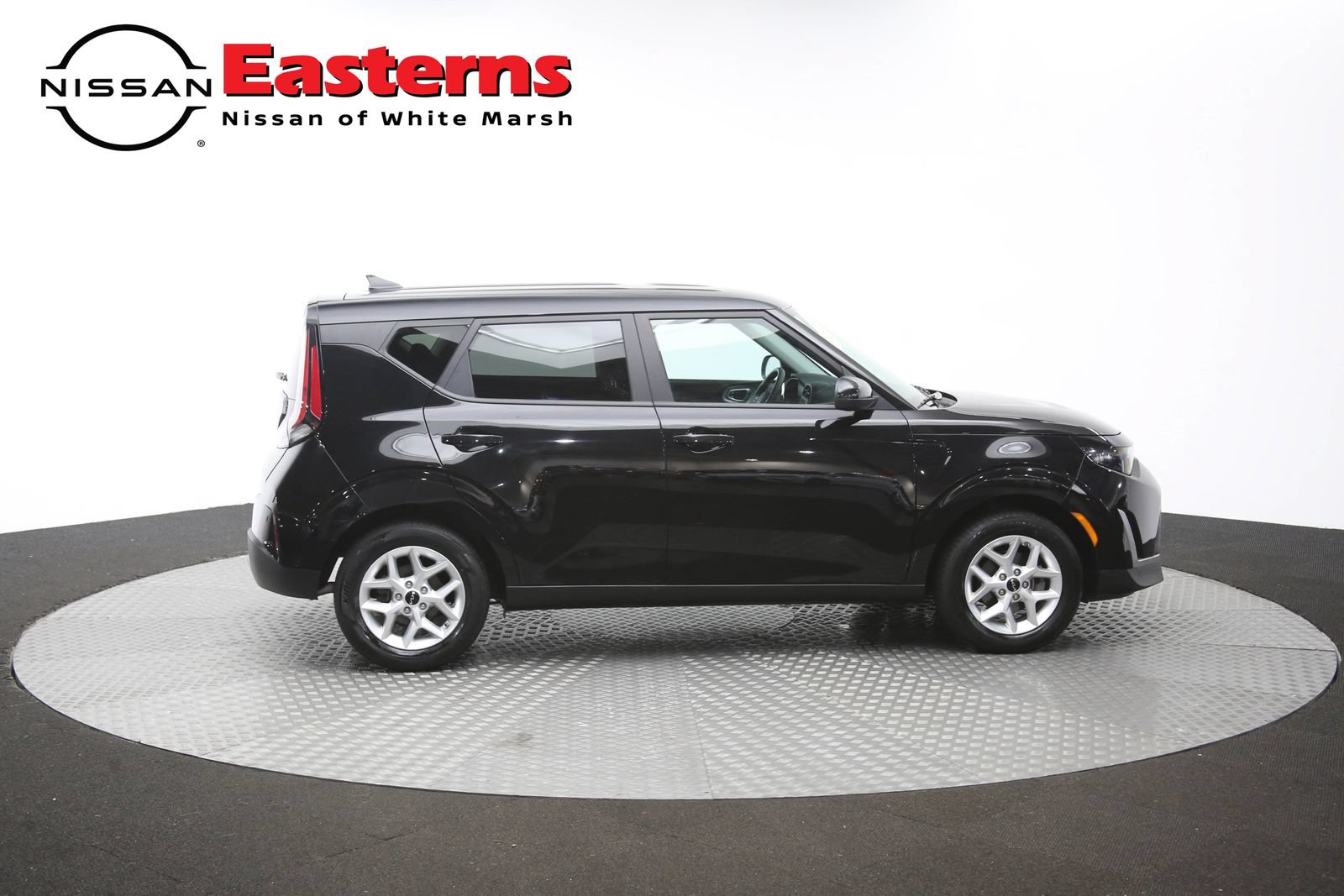 Used 2025 Kia Soul LX w/ LX Technology Package FWD image 43