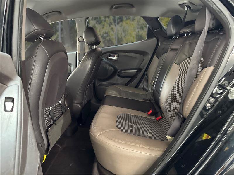 Used 2011 Hyundai Tucson GLS FWD image 10