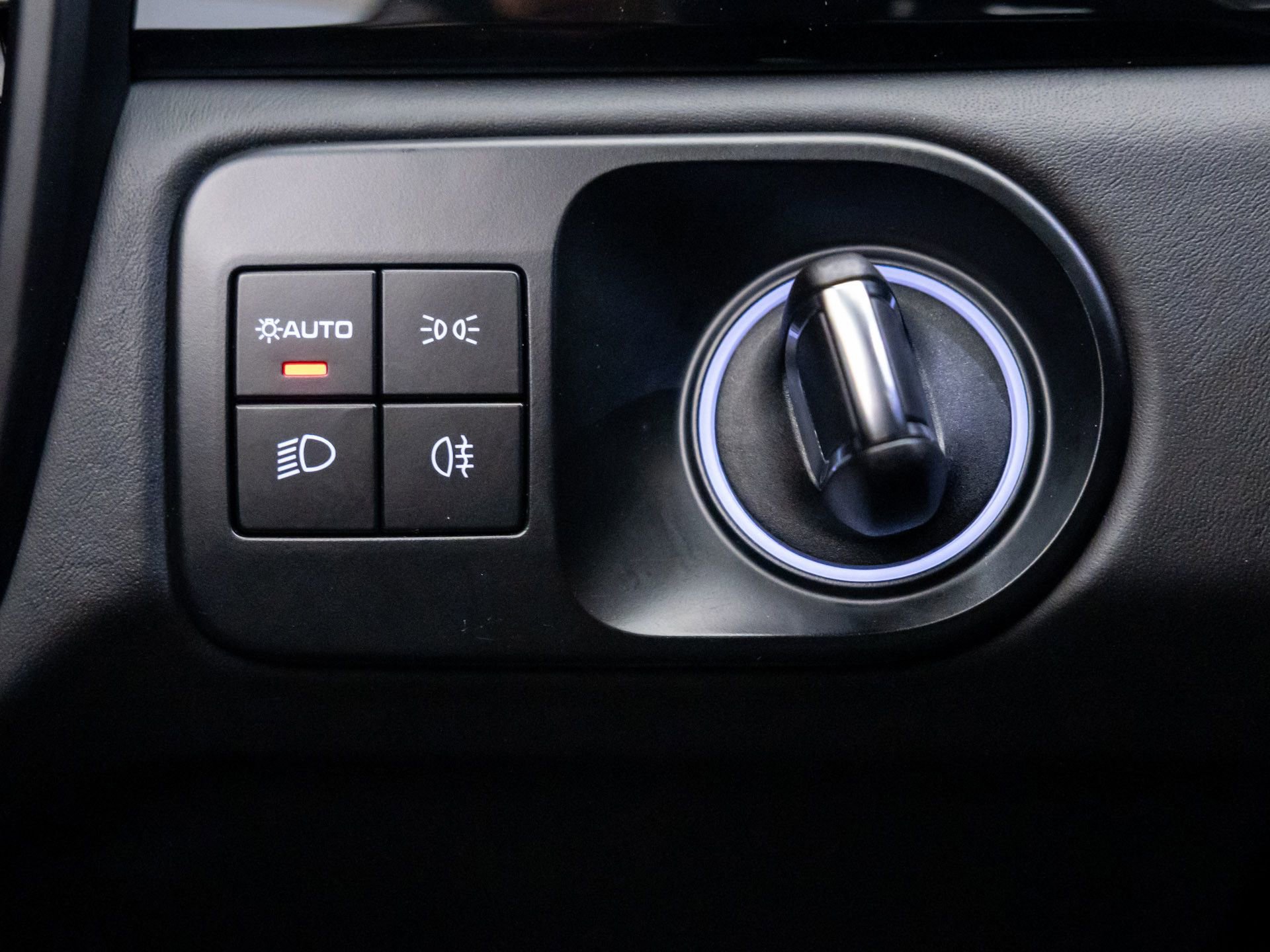 Certified 2022 Porsche Cayenne Turbo GT image 20