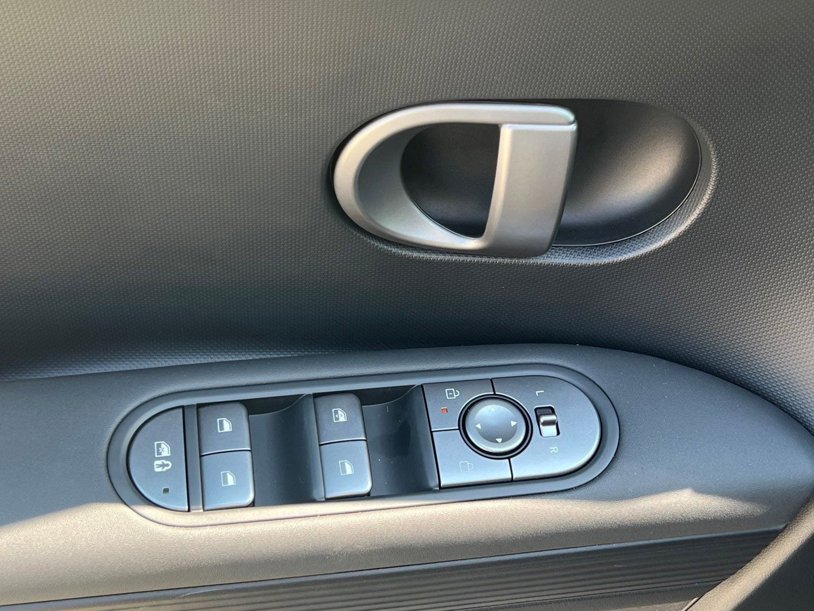 New 2027 Hyundai Ioniq 5 SE RWD image 22