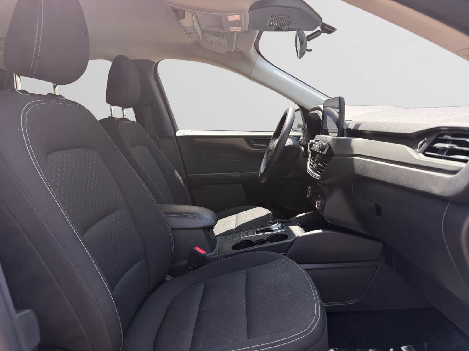 Used 2025 Ford Escape Active AWD/4WD image 15