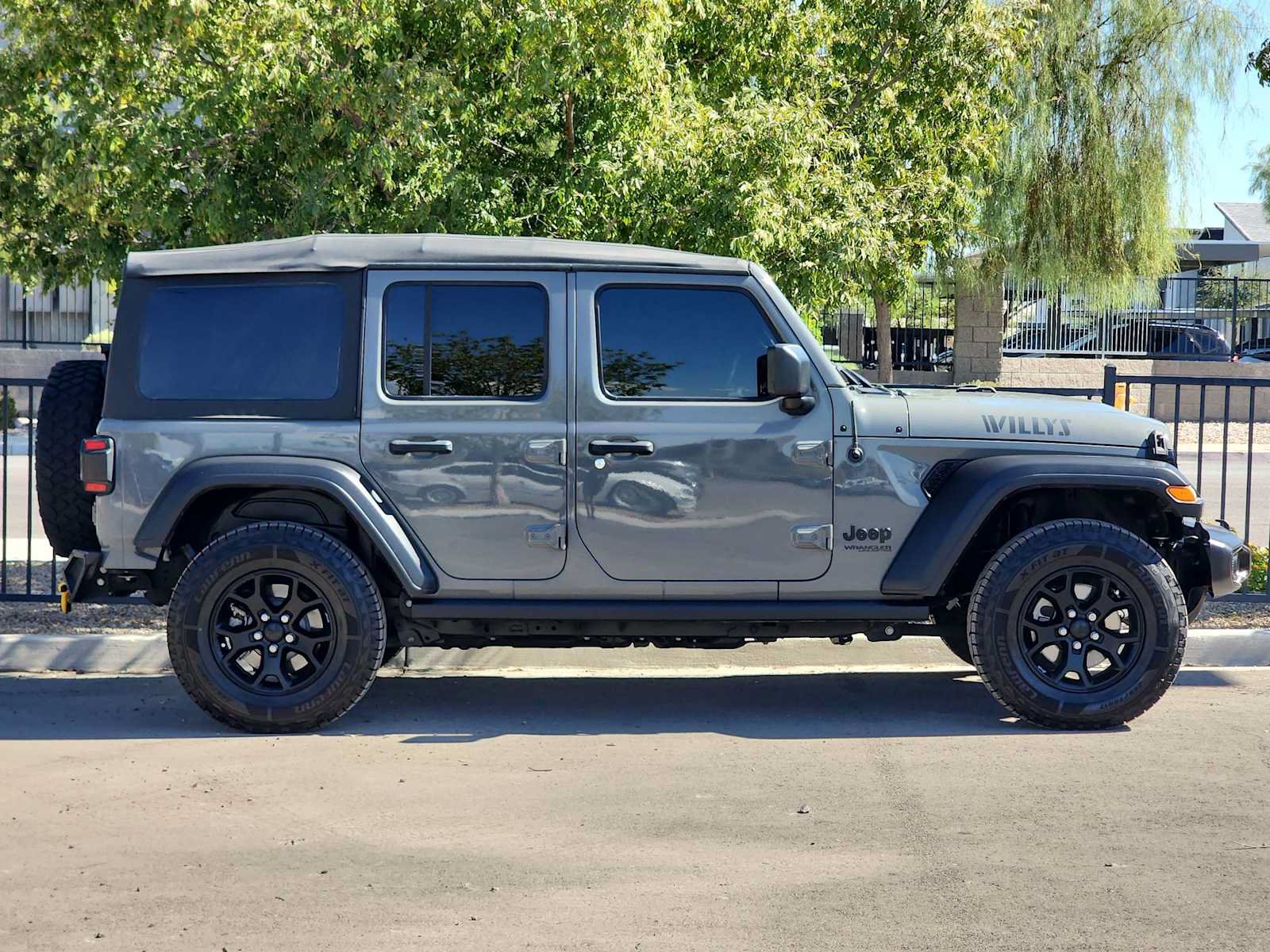 Used 2021 Jeep Wrangler Unlimited Sport AWD/4WD image 9